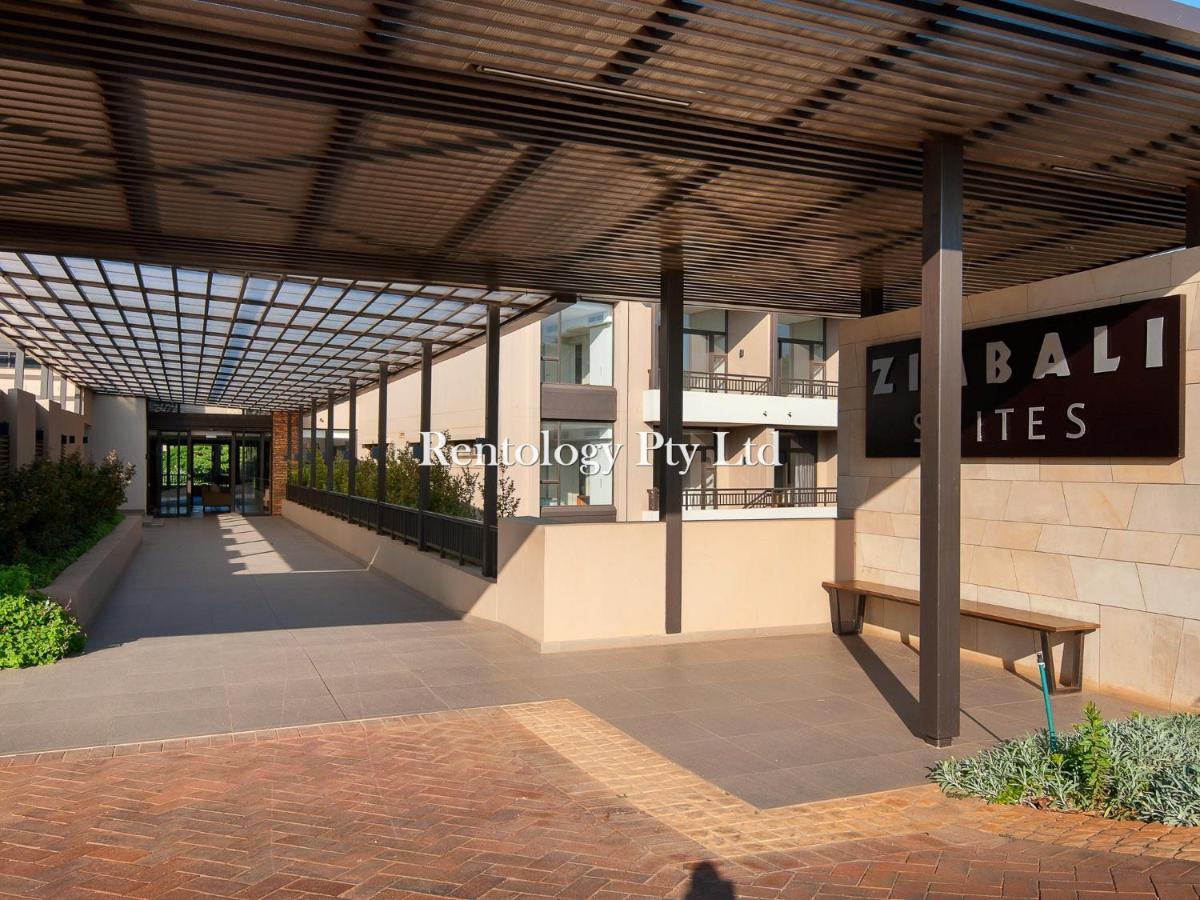 Luxurious 2 Bed Zimbali Sea View Apartment Ballito